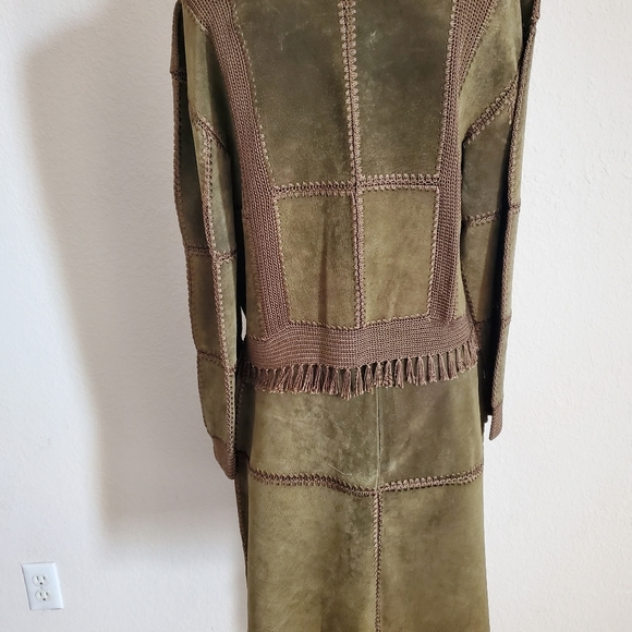 NWOT- Never Worn. Two Piece Olive Green Suede Set. - Picture 2 of 11
